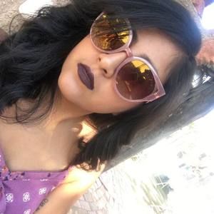 Meet your Posher, Alejandrina